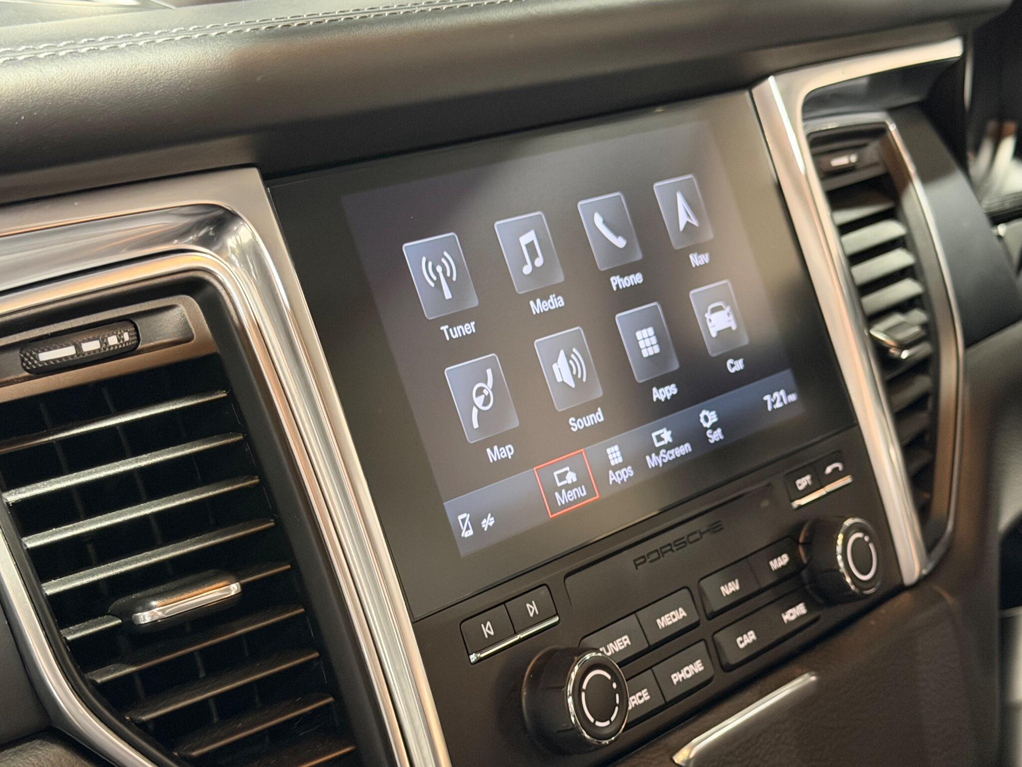 Porsche Macan 2.0T SUV 5dr Petrol PDK 4WD Euro 6 (s/s) (252 ps)